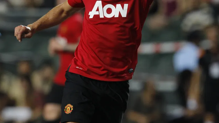 Van Persie 'prodaje' najvi&scaron;e dresova