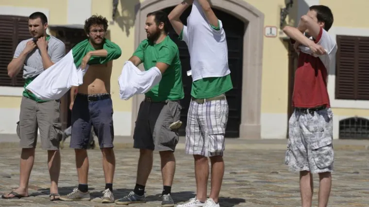 Svakoj petoj mladoj osobi prijeti siromaštvo