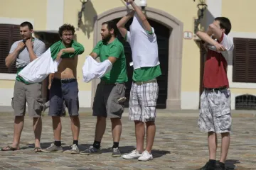 Svakoj petoj mladoj osobi prijeti siromaštvo