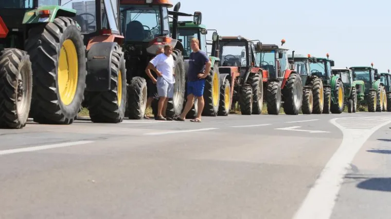 Supruge seljaka će se pje&scaron;ice uputiti prema Zagrebu