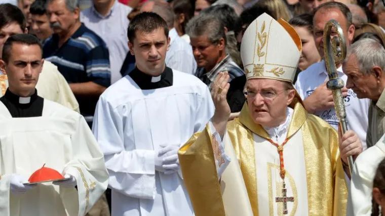 'Kninska primalja i 'U ime obitelji' u službi su čovjeka'