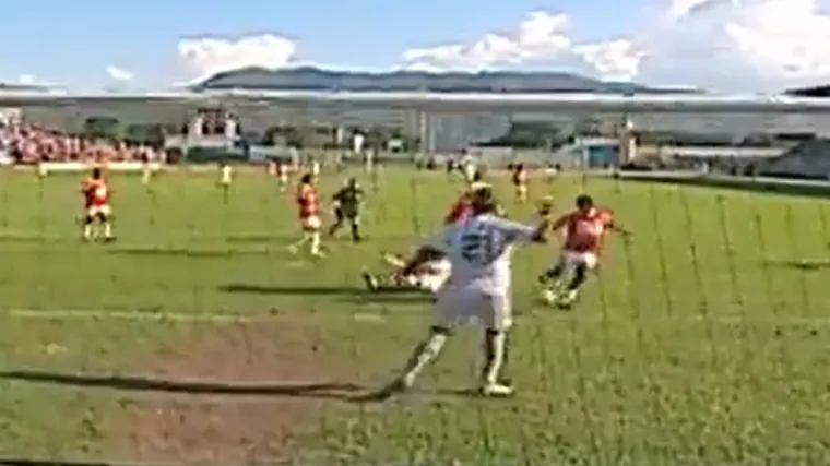 Ovakav autogol ne viđa se često