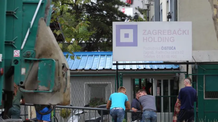 Direktor Čistoće podijelio 150 otkaza, Holding ih poni&scaron;tio