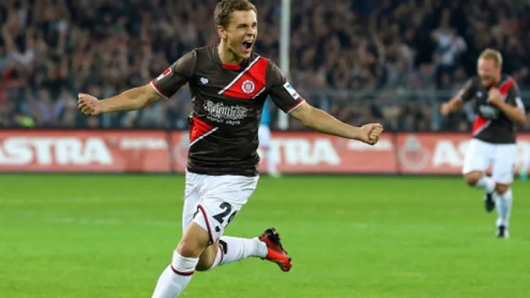 Tinejdžer u&scaron;ao u igru i u prvom dodiru zabio golčinu!