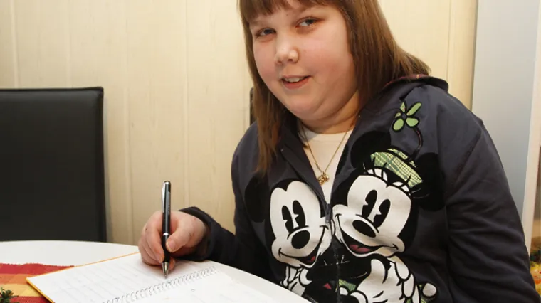 Ena izašla iz bolnice i maturirala