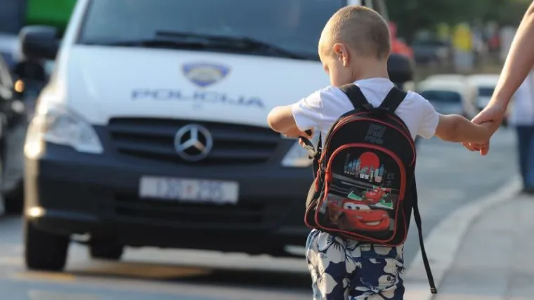 Počela nova školska godina: Vozači, pripazite na djecu!