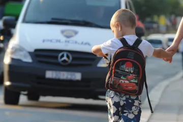 Počela nova školska godina: Vozači, pripazite na djecu!