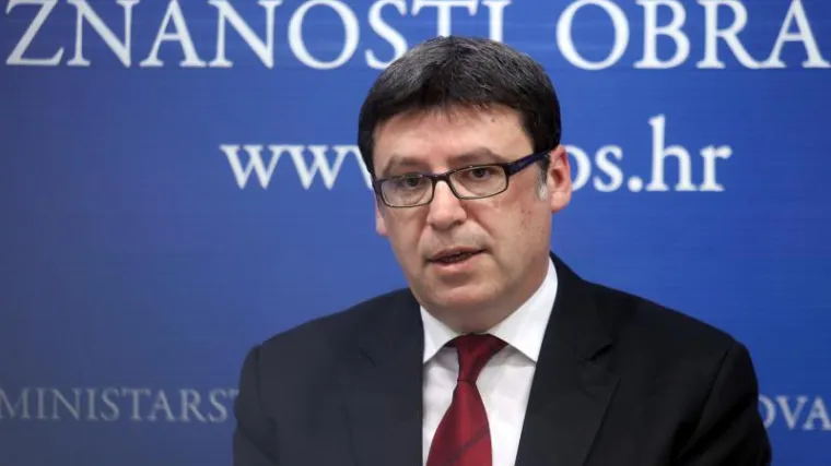 Znakovita poruka ministra: 'U Hrvatskoj postoji vi&scaron;ak nastavnika'