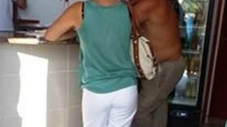 Linićev polugoli inspektor i njegova 'supruga' u akciji