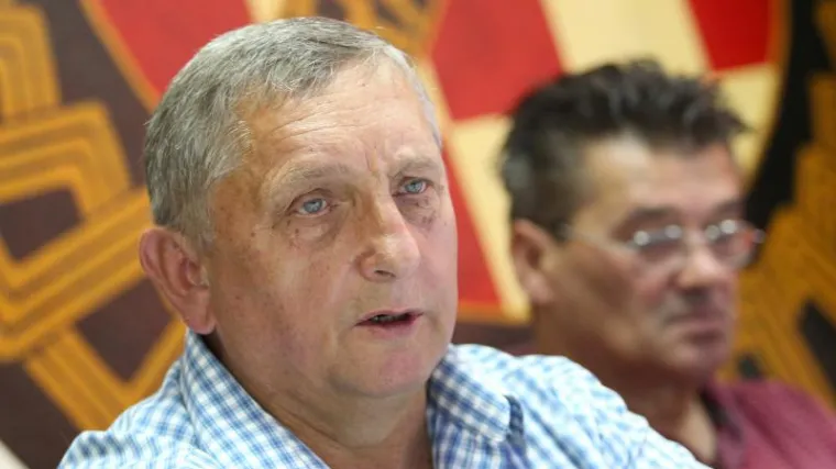 'Takav primitivac ne može biti izbornik'