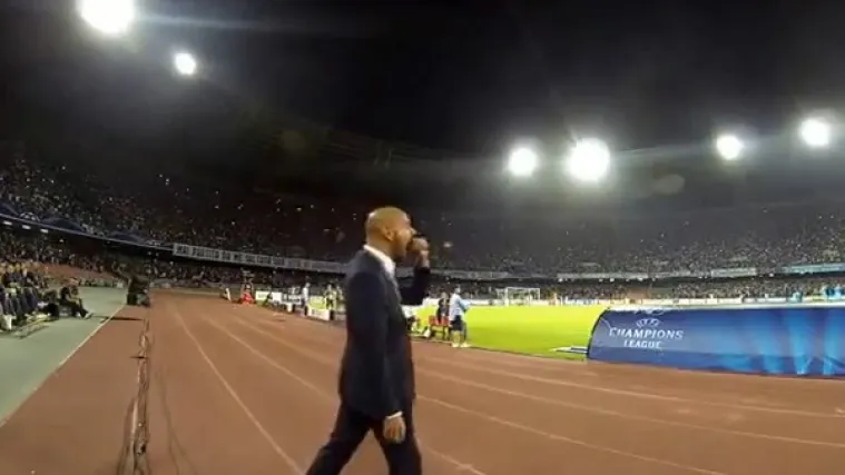 'Umro' na terenu dižući cijeli stadion na noge