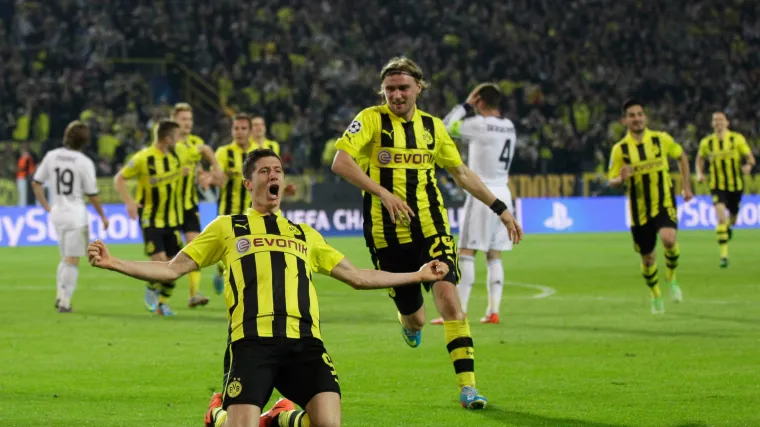 Lewandowski napokon potpisuje za Bayern?