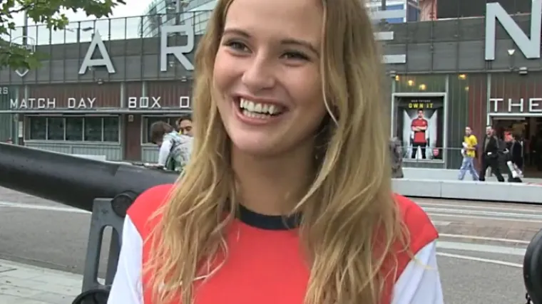 Otkriven identitet misteriozne navijačice iz Londona