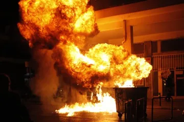 Kaos na ulicama Atene: Nakon prosvjeda, bombaški napad