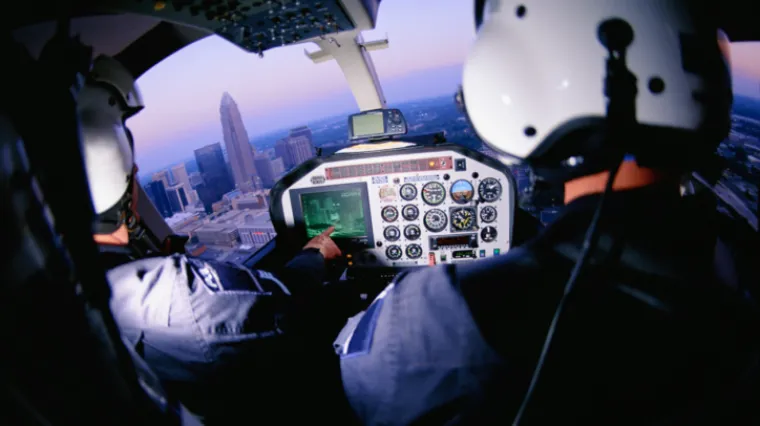 Panika u zraku: Pilot usred leta doživo srčani udar!