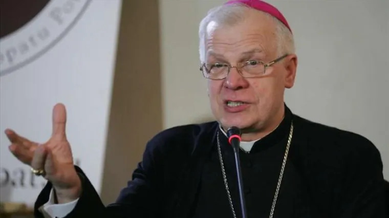 'Djeca razvedenih roditelja traže ljubav i navode svećenike na pedofiliju'