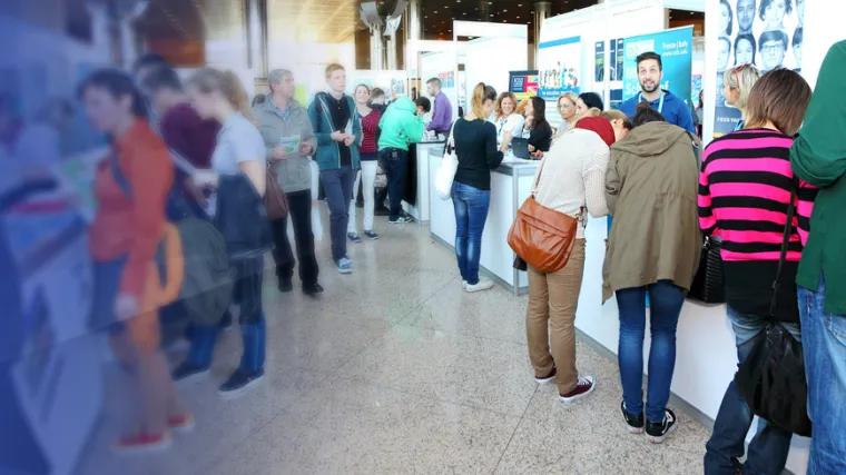 Hrvatski studenti pohrlili u inozemstvo!