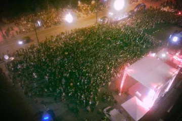 U BiH gradovima započela prava ludnica