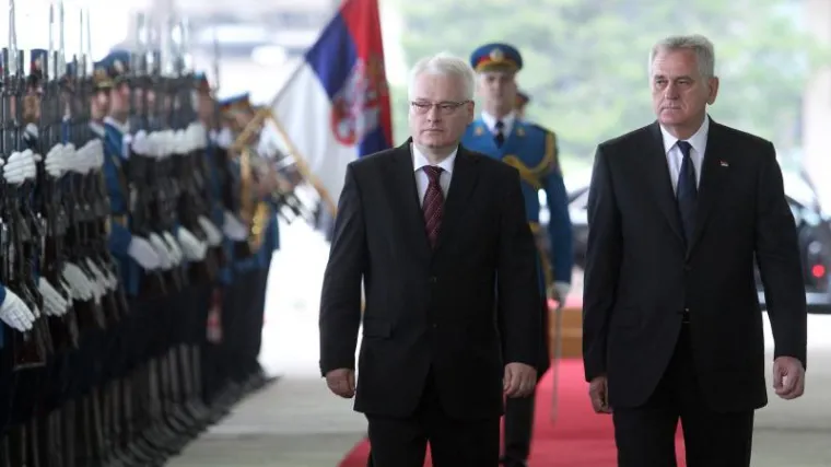 Nikoliću smeta &scaron;to Srbe u udžbenicima tretiramo kao okupatore!