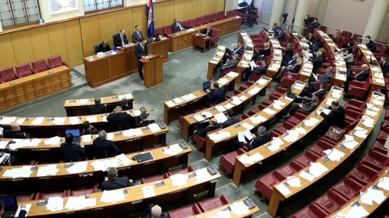 Sabor ipak nije glasao o pokretanju ustavnih promjena