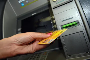 Usred noći iz bankomata ukradeno 250.000 kuna