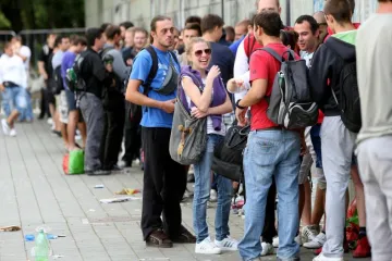 Ulaznice za Hrvatsku u prodaju pustili u 4 ujutro!?