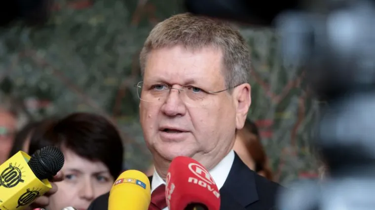 Vlada neće odobriti nijednu radnu dozvolu za brodogradnju!