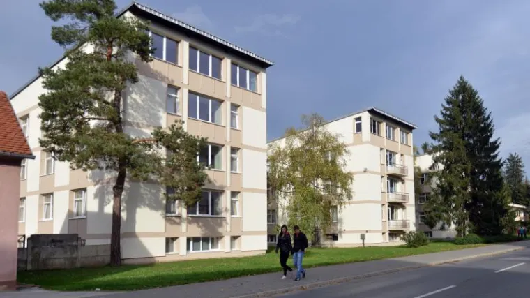 Bizarna nesreća u Varaždinu: Pao s balkona učeničkog doma