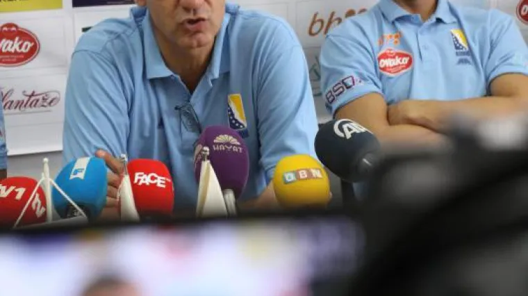 Aco Petrović napustio klupu BiH jer ga nisu mogli platiti