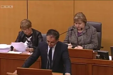 Pupovac pročitao uvredljiv dopis upućen Hodžiću