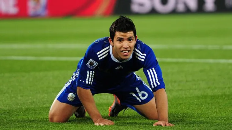 Ag&uuml;ero sru&scaron;io 'Zmajeve' na pripremama za Brazil