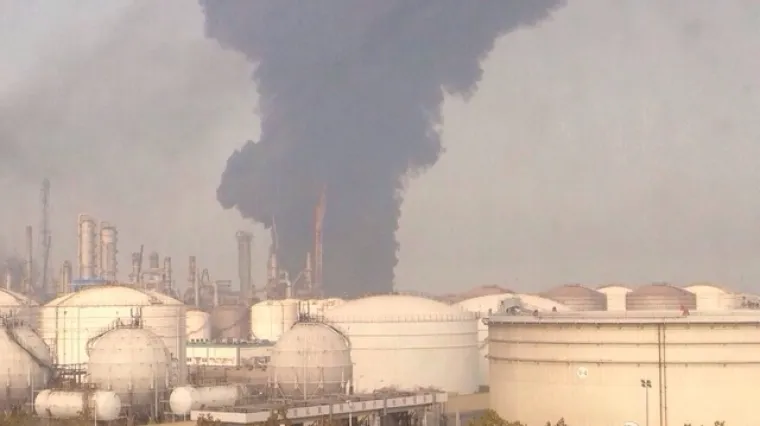 Eksplozija raznijela ceste, poginulo 35 osoba!