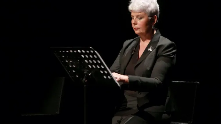 Kako se biv&scaron;a premijerka sna&scaron;la na daskama koje život znače?