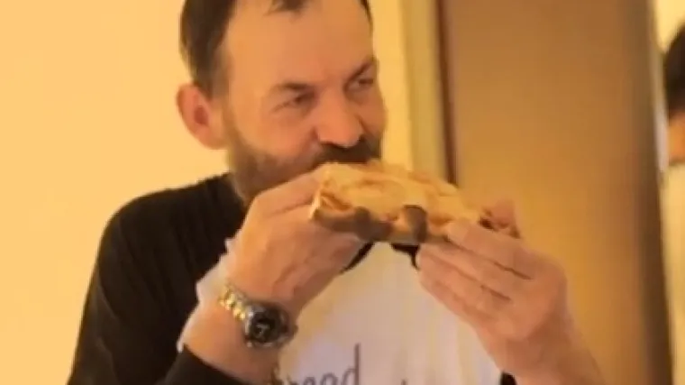 Dobri ljudi postoje: Beskućniku omogućili povratak kući