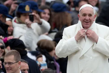 Domaći političari hvale papine poruke, biskupima ni glasa