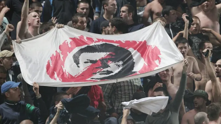 UEFA će kazniti Dinamo zbog prekrižene Mamićeve glave?!