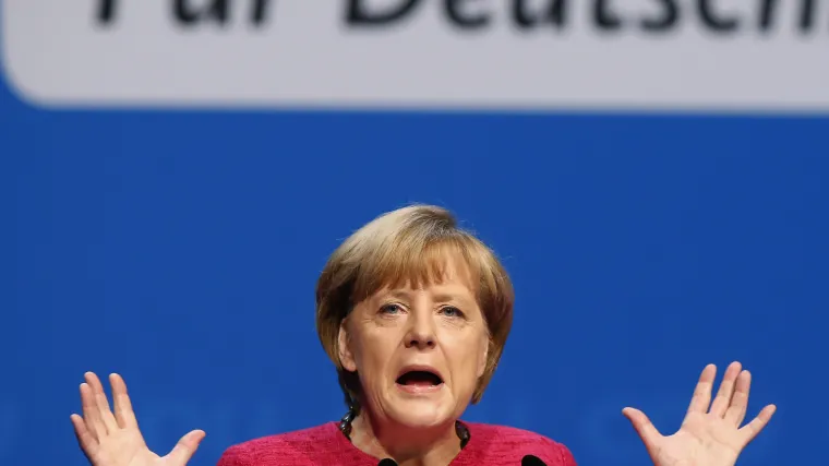 Angela Merkel doživjela lakšu prometnu nesreću