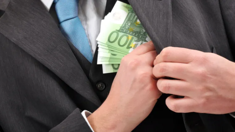 Uhićen zastupnik iz BiH zbog primanja mita od 10.000 eura!