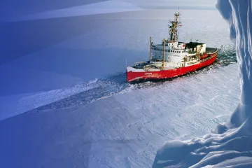 Australski ledolomac pokušat će spasiti zarobljeni ruski brod