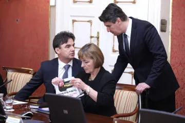 Današnja sjednica Vlade trajala 11 minuta