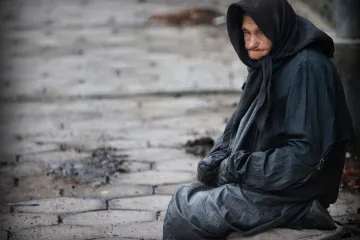 Šibenik ustupio beskućnicima prostorije, stanari prosvjeduju!