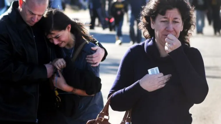 Dječak u &scaron;kolu do&scaron;ao s pi&scaron;toljem i ranio dvoje djece