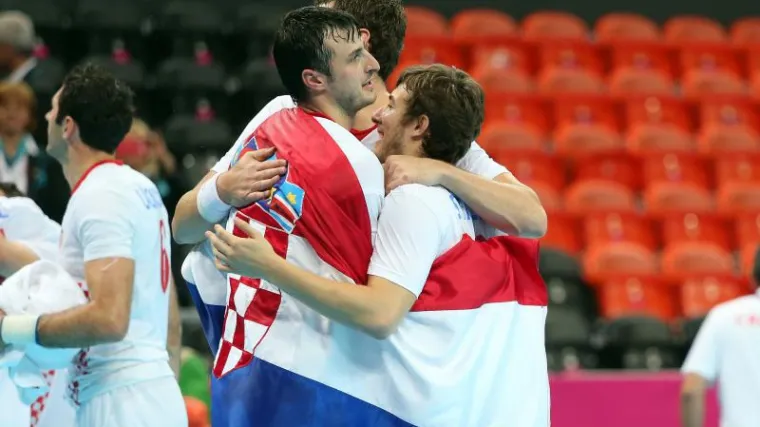 Hrvatska na korak do polufinala: Kauboji sru&scaron;ili &Scaron;vedsku!