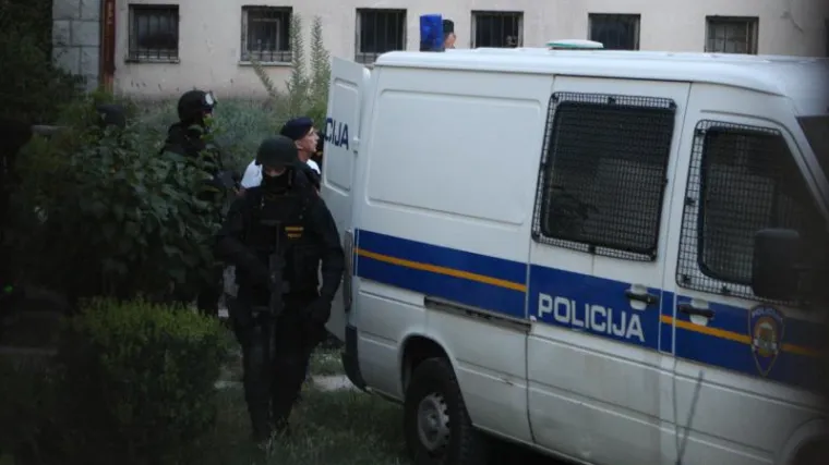 Imoćanin bježao od policije pa se teško ozlijedio!