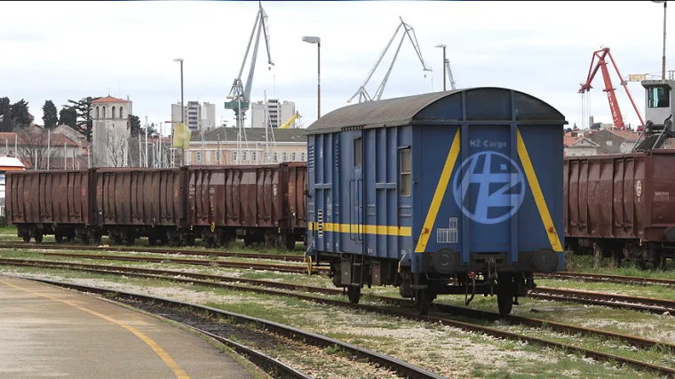 Hrvatska uskoro dobiva moderne vlakove s internetom i klimom