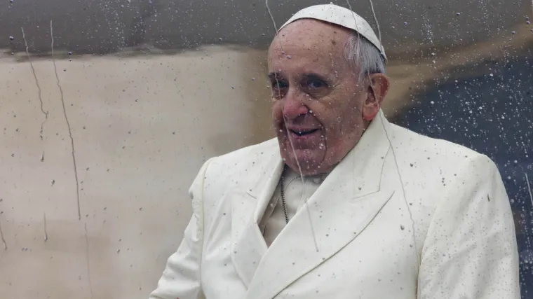 Papa Franjo: Internet je Božji dar!