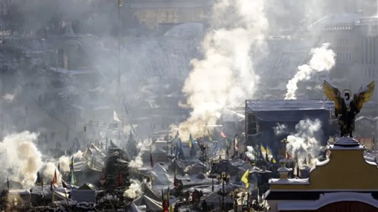 Podignute nove barikade, zauzeto ministarstvo poljoprivrede