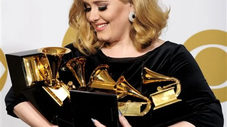 Veteran rock scene potvrdio suradnju s Adele