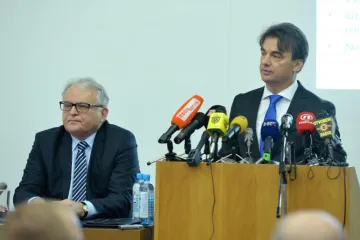 Ove će godine dobiti otkaz još 2000 ljudi u javnim tvrtkama!