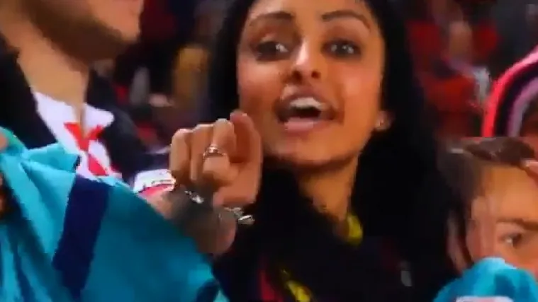 Navijačica 'poludjela' za Iniestinim dresom